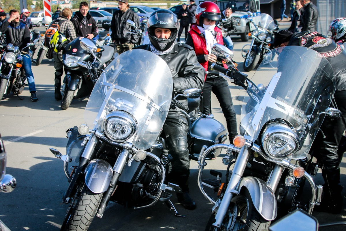 За лето байкеры исколесили на мотоциклах всю Россию, заглянули в Европу, Грузию и Абхазию. Поезд? Не, не слышали...