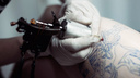 В Поморье тату-мастера обвиняют в причинении вреда здоровью клиента