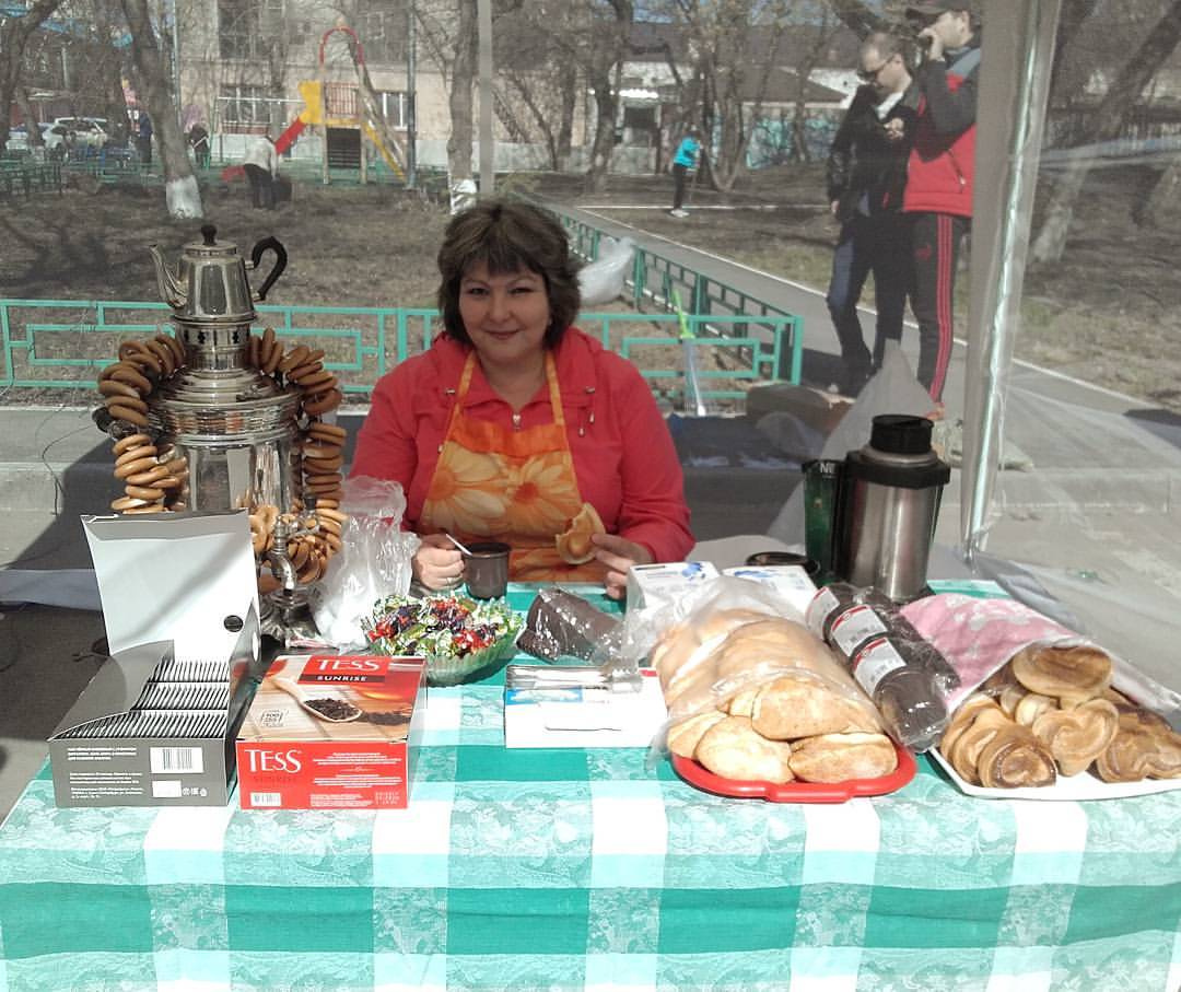 "А в перерывах между работой мы пьем чай со вкусными булочками собственного производства, забегайте в гости", – пишет в соцсетях тюменка Елена Девятых. "А в перерывах между работой мы пьем чай со вкусными булочками собственного производства, забегайте в гости", – пишет в соцсетях тюменка Елена Девятых.