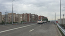 На съездах с моста на Ташкентской — Демократической включили светофорное регулирование