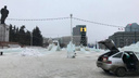 «Становится небезопасно»: главный ледовый городок Челябинска начали готовить к сносу