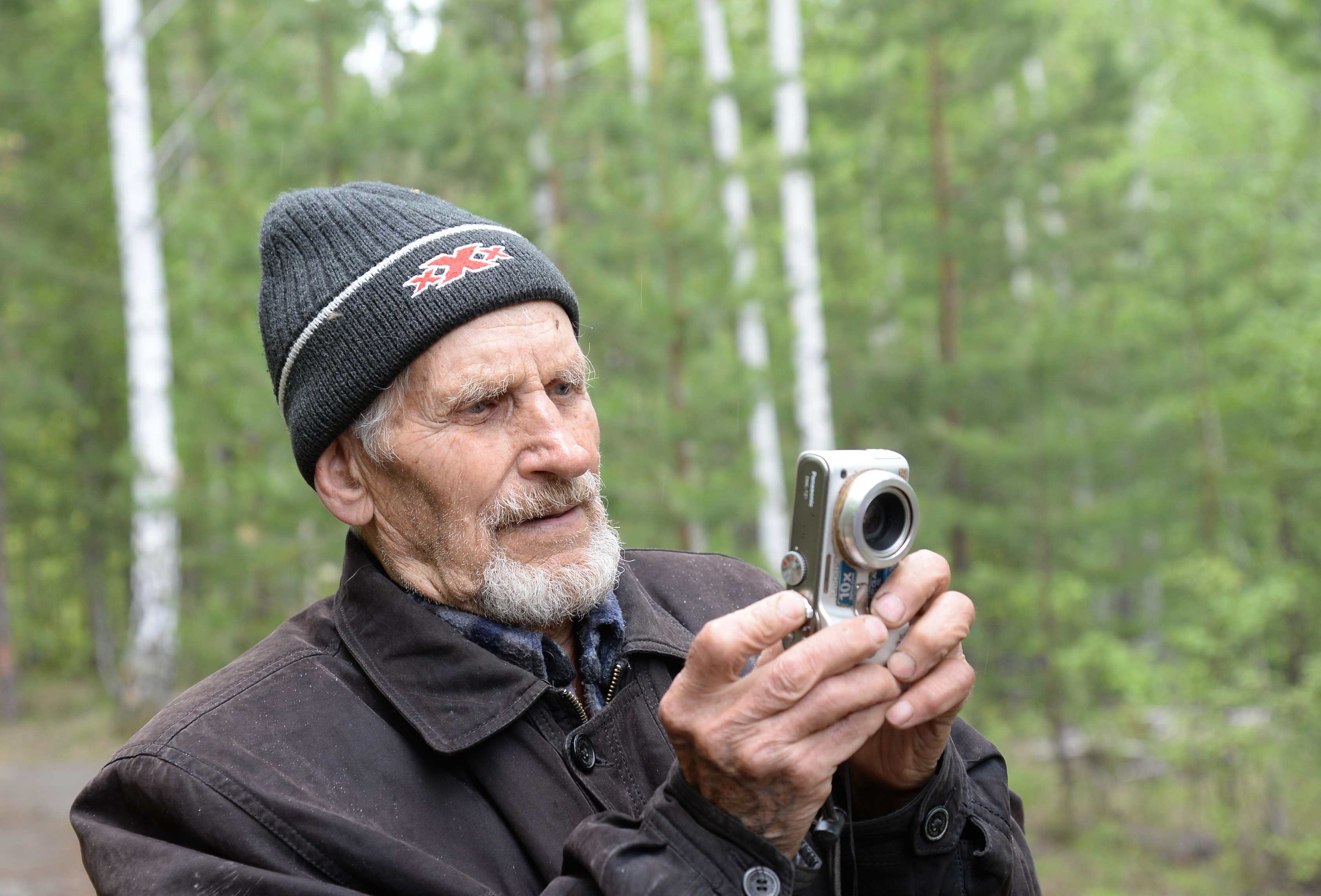 90-летний Виктор Казаков поднялся с нами на смотровую площадку на уровне 310 метров