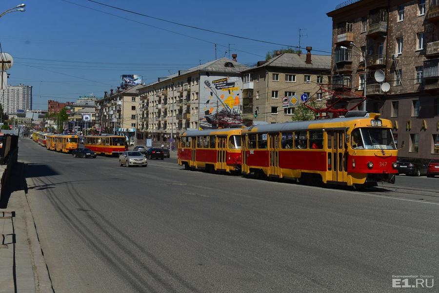 Вместо строительства метро можно купить новые трамваи, считает Бузунова.