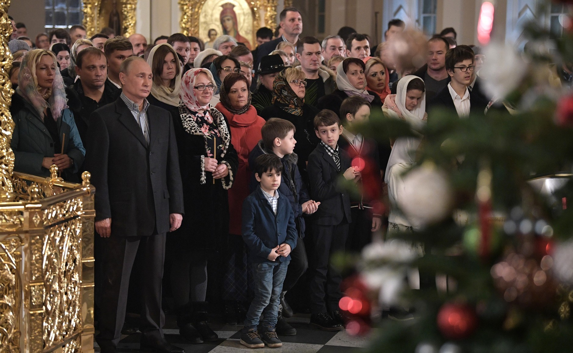 Рождество 2018. Путин в храме на Рождество. Путин в храме на Рождество 2018. Путин Рождество 2018. Путин Рождество.