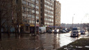 Изношен по полной: в Таганроге нашли восемь прорывов коллектора, из-за которых затопило несколько улиц