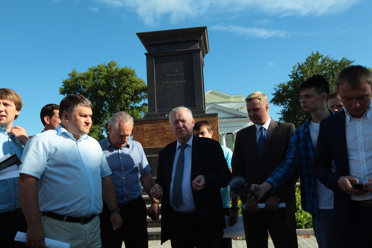 Памятник Столыпину начнут монтировать в конце августа Памятник Столыпину начнут монтировать в конце августа
