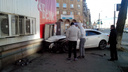 Авария с Mazda, влетевшей в «Красное&Белое», попала на видео
