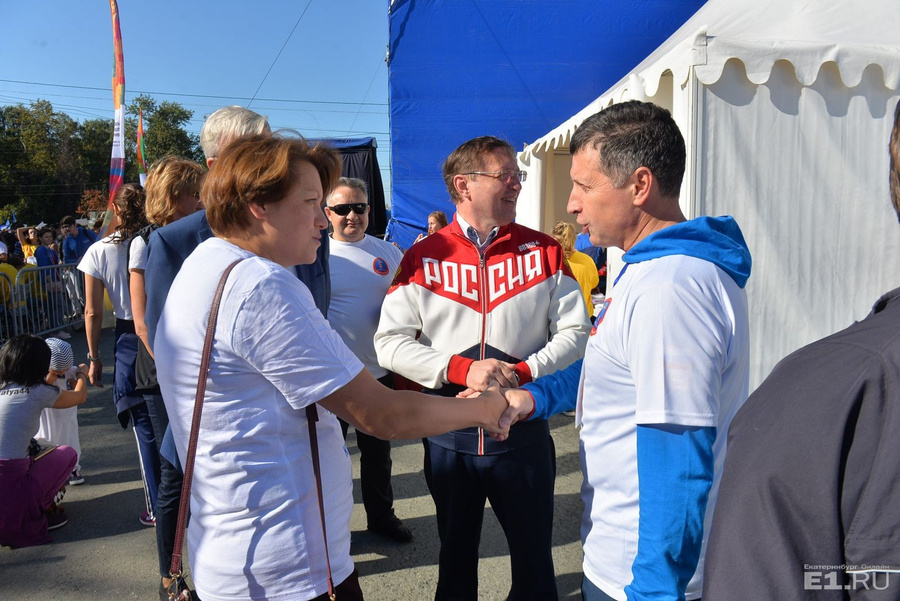 В забеге примут участие начальник Департамента образования города Екатерина Сибирцева и свердловский министр спорта Леонид Рапопорт.