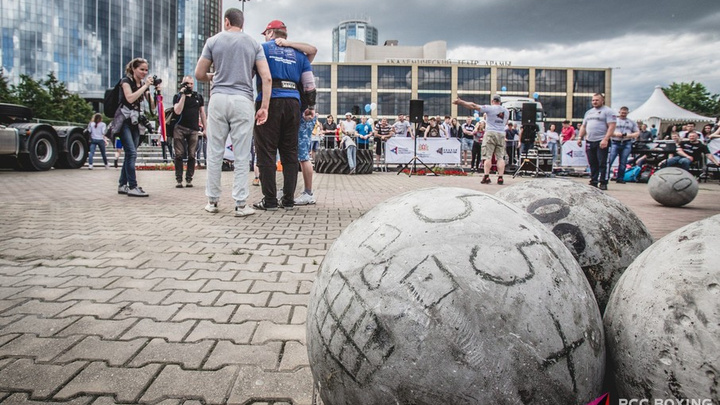 Челябинский силач сделал самый большой в мире каменный шар