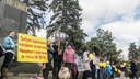 Зоозащитники в центре Ростове собирали подписи и требовали ужесточить законодательство