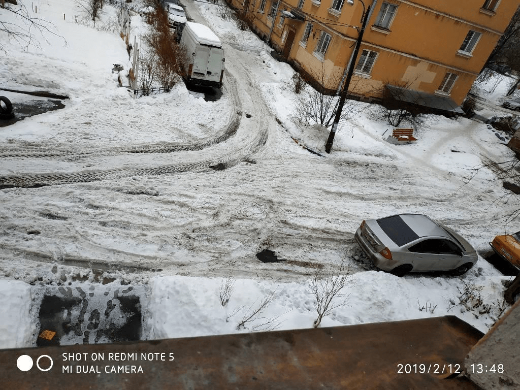 жалобы петербуржцев на неубранный снег