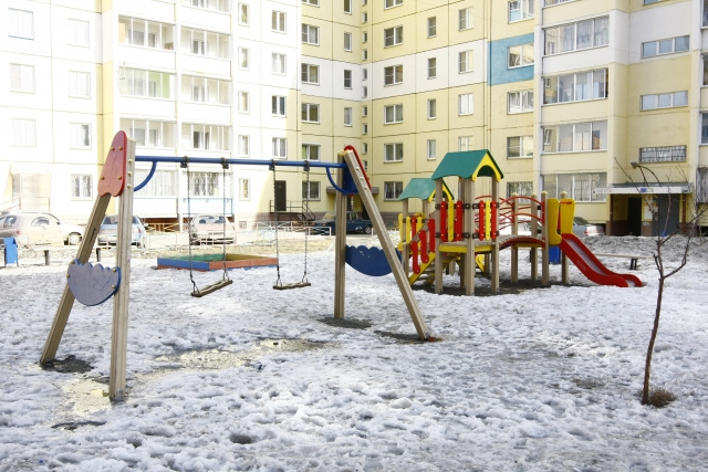 В 2017 году благоустроили около 200 челябинских дворов В 2017 году благоустроили около 200 челябинских дворов
