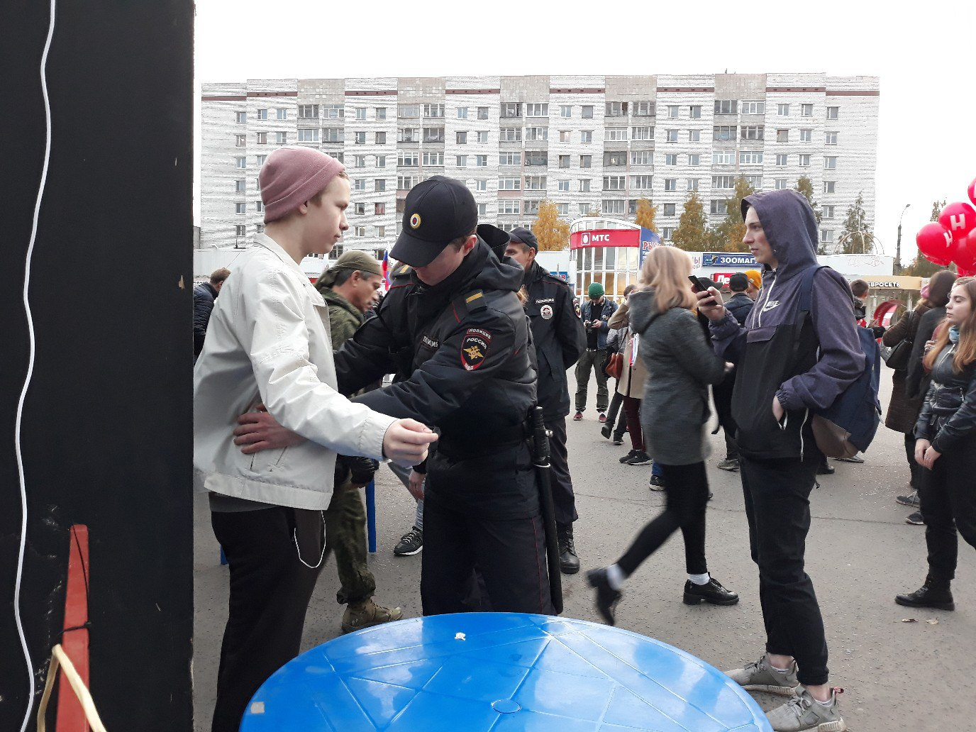 До митинга остается полчаса До митинга остается полчаса
