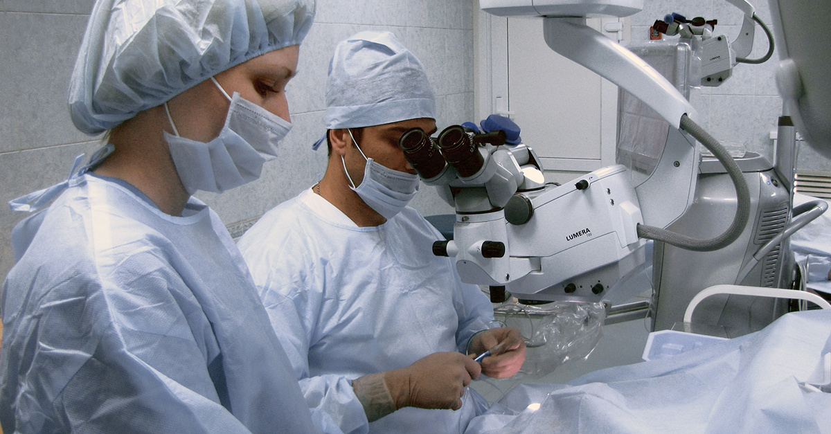 Операция Микрохирургия. Центр хирургии глаза врачи. Высокотехнологические операции. Операция катаракты в краснодаре