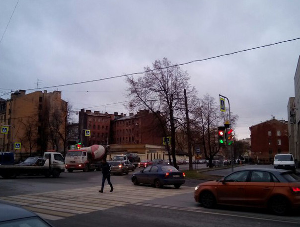 Пересечение улиц Новгородской и Моисеенко