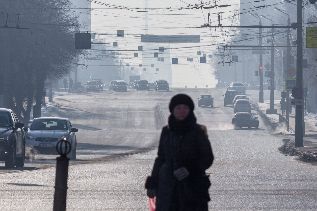 Горожане стараются сократить пребывание на улице Горожане стараются сократить пребывание на улице