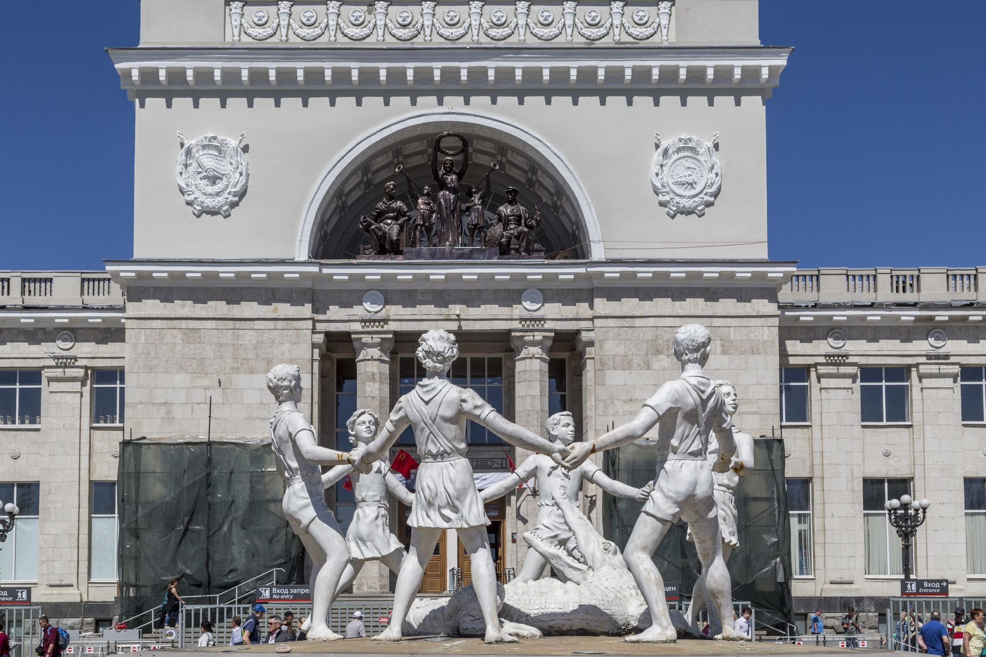 Восстанавливать фонтан придется почти за миллион рублей