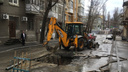 Из-за провала посреди дороги в Ростове пришлось на время перекрыть переулок Газетный