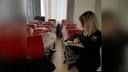 В офисе ярославского банка арестовали мебель за долг в 300 рублей