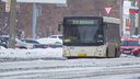 В Самарской области разрешили отменять движение автобусов на разбитых дорогах