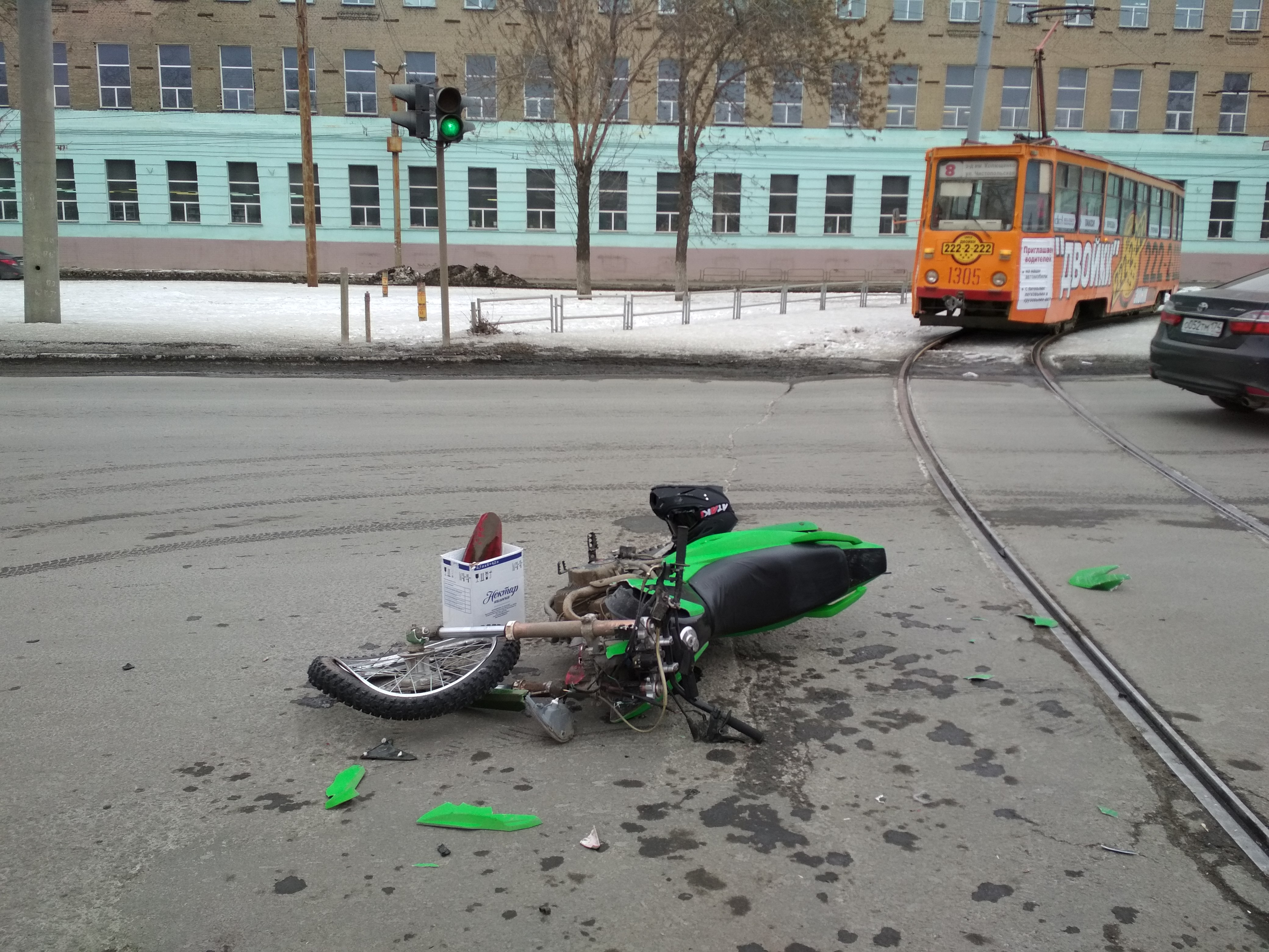 Мотосезон в Челябинске еще не начался, но первый байкер уже «сразился» с трамваем. Юноша госпитализирован Мотосезон в Челябинске еще не начался, но первый байкер уже «сразился» с трамваем. Юноша госпитализирован