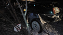 В Рыбинске автомобиль влетел в дерево: есть пострадавшие