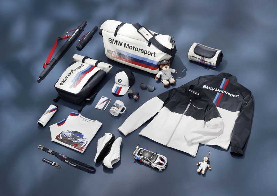 Новые коллекции брендовых аксессуаров BMW LifeStyle со скидкой 15%.