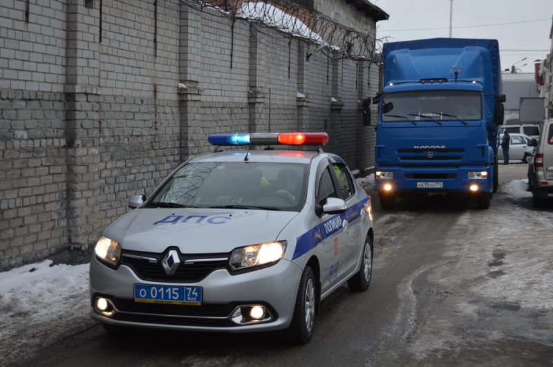 На службу сотрудников полиции отправляют со всем необходимым На службу сотрудников полиции отправляют со всем необходимым