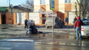 В Ростове на проспекте Стачки мужчина с ножом бросается на прохожих: есть пострадавшие