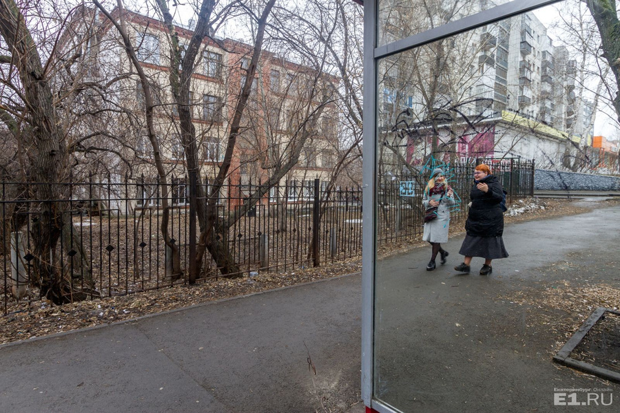 Подходим к школе.
Подходим к школе.