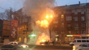 Остался только каркас: на улице Победы огонь охватил автомобиль «УАЗ Патриот»
