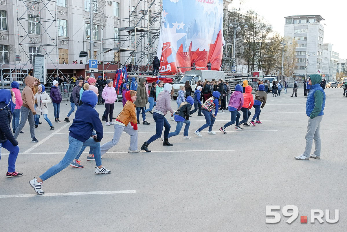 В этом году пролог носит название «Победа за нами!» В этом году пролог носит название «Победа за нами!»