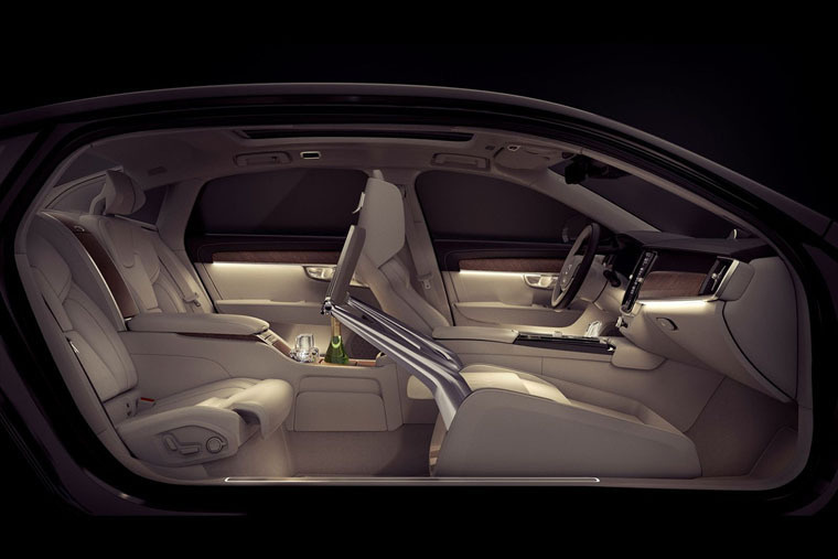 фото с сайта autonews.ru
