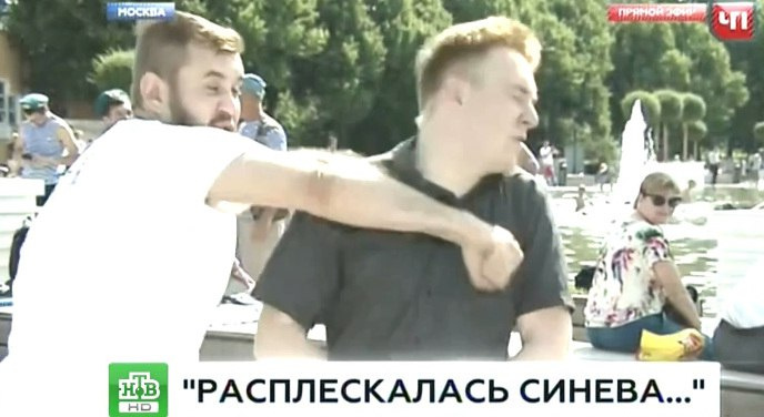 Александр Орлов в День ВДВ ударил журналиста НТВ в прямом эфире
