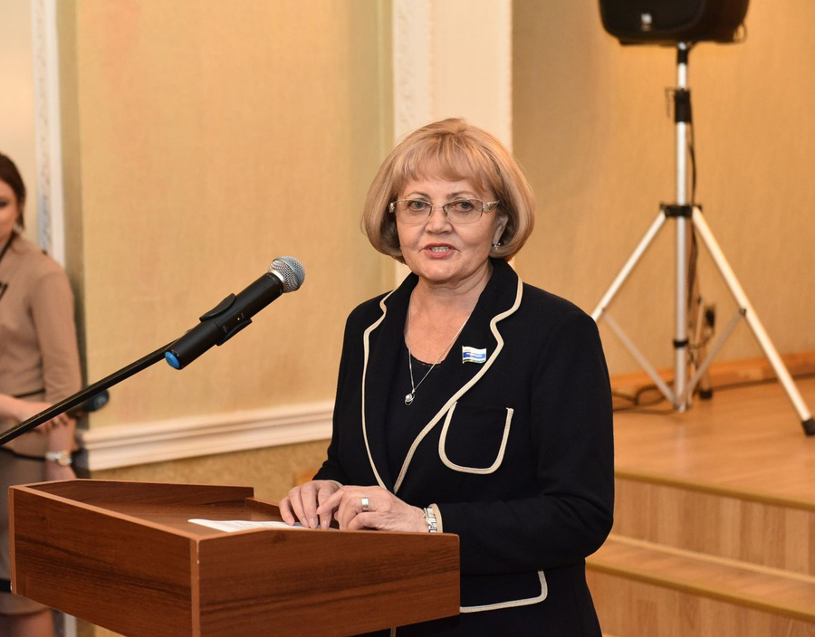 На открытии выставки выступила Бабушкина Елена Валентиновна, председатель законодательного собрания Свердловской области.