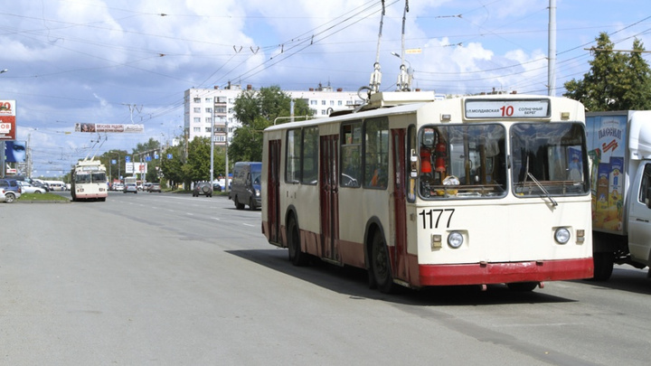 В Ленинском районе вновь изменили схему движения троллейбусов