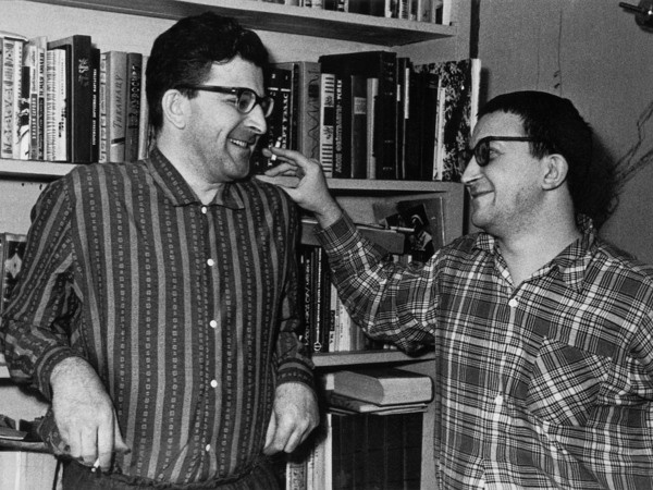 Писатели Аркадий и Борис Стругацкие//Фото из личного архива М.Н.Беркетовой