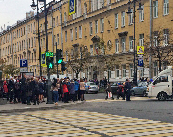 Фото из группы "ДТП и ЧП | Санкт-Петербург" в соцсети "ВКонтакте"