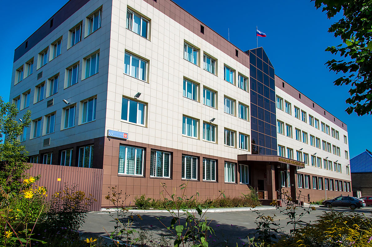В поселке завода металлоконструкций выросло новое здание суда. 2017 год
