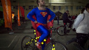 Путин и Супермен на велосипедах: фоторепортаж с ночного велопробега
