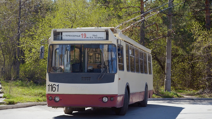 Из-за дорожного ремонта в центре Челябинска отменили пять троллейбусных маршрутов