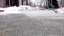 Челябинку возмутило состояние мемориала «Скорбящие матери». Видео