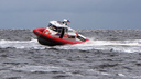 Архангельские спасатели эвакуировали больного рыбака с острова Мудьюг