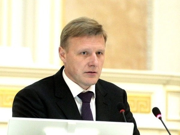 Лидер фракции ЛДПР в ЗакСе и кандидат в губернаторы Олег Капитанов, фото с сайта www.assembly.spb.ru