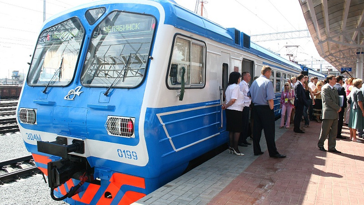 Южноуральцев проверят на ВИЧ прямо в поездах и на вокзале
