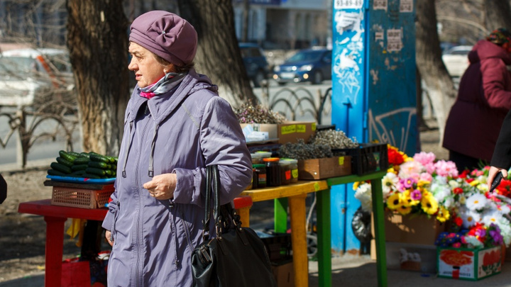 Для тюменских бабушек и дедушек обустроят бесплатные торговые площадки