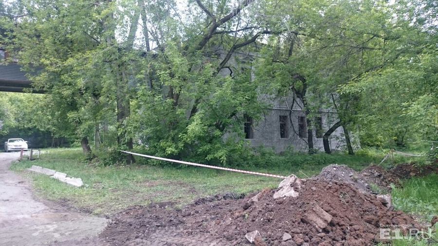 А вот заброшенный корпус. А вот заброшенный корпус.