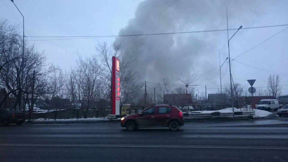 По сообщению очевидцев, хозяева дома не пострадали По сообщению очевидцев, хозяева дома не пострадали