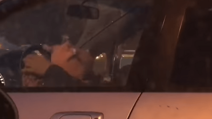 Водитель из Челябинской области попался ГИБДД Екатеринбурга с ребенком за рулем