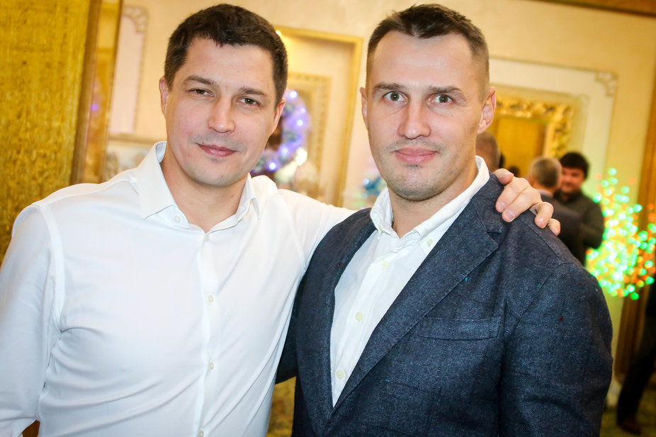 Звезда 2000-х Константин Касянчук и Иван Савин. Звезда 2000-х Константин Касянчук и Иван Савин.